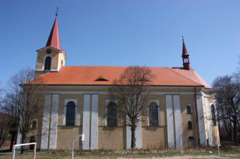 Kostel od západu ( © Ivan Grisa 04/2010)