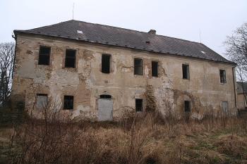 Zámek od jihu ( © Ivan Grisa 03/2009)