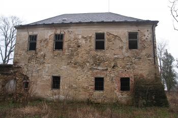 Západní průčelí ( © Ivan Grisa 03/2009)