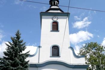 hlavní průčelí kostela sv. Kateřiny ( © Jan P. Štěpánek 08/2008)