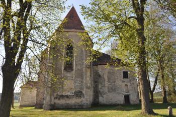 Kostel Božího Těla, pohled od východu (© Zdeňka Míchalová, 04/2011)