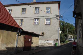 jižní strana zámku (© D Dohňanský, 10/2016)