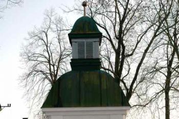 Pohled na kapli z čela (© Aleš Marek 01/2006)