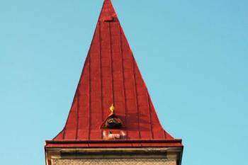 Detail věže (© Aleš Marek 01/2006)