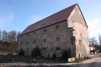 Sýpka východně od tvrze ( © Ivan Grisa 12/2009)