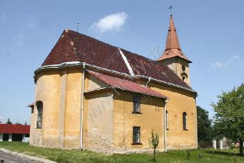 Kostel sv. Jiří ( © Luděk Pitter 07/2006)