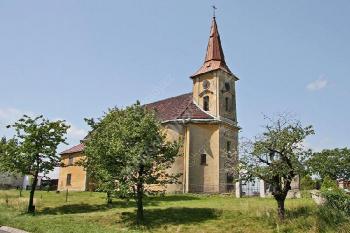 Kostel sv. Jiří ( © Luděk Pitter 07/2006)