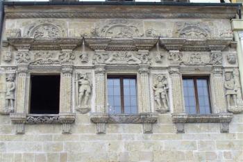 dům u rytířů - detail (© zdeněk komínek, 08/2010)