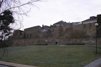  hradební parkán a vnitřní opevnění města (© Ondřej Štěpánek 01/2006)