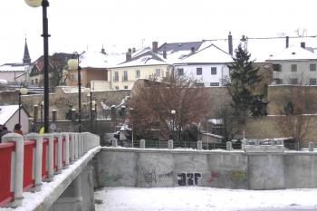 přecho severního úseku hradeb do východního (© Ondřej Štěpánek 01/2006)