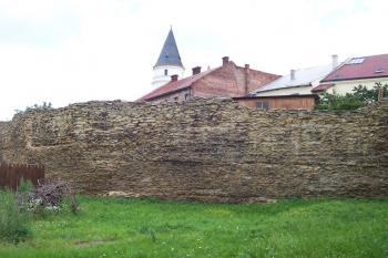 Přerov - hradby za knihovnou (© Ivo Rozehnal, 07/2009)