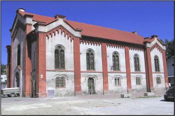 celkový pohled od jihu ( © Jan P. Štěpánek 09/2005)