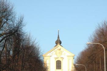 Pohled od křížové cesty (© Aleš Marek 01/2006)