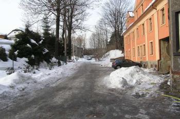 Těšínská ulice  snad přeťala severovýchodní část plochy Jamnice ( © Jan P. Štěpánek 2005)