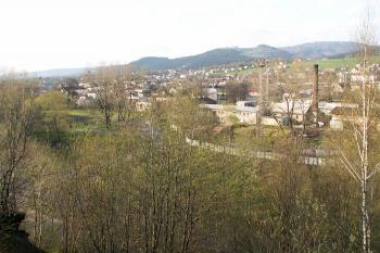 Pohled s plošiny na obec Návsí ( © Miroslav BITTER 2005)