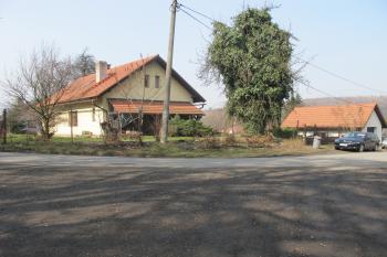 sv.nároží areálu (© D Dohňanský, 03/2018)