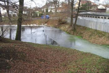 příkop na severu (© D Dohňanský, 01/2015)