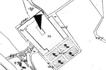 Vyznačení zámku a dvora na mapě stabilního katastru z 30. let 19. století (© Šlechtická sídla na Frýdecko - Místecku (J. Tichánek a kolektiv, 2006))