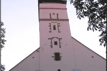 průčelní věž basiliky ( © Jan P. Štěpánek 09/2005)