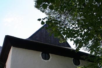Západní průčelí kostela (© Ivan Grisa, 09/2006)