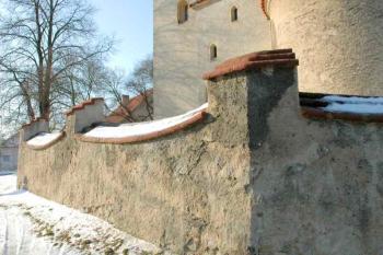 Ohrazení kostela (© Aleš Marek 01/2006)