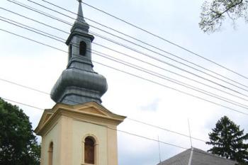 Kostel sv. Jiljí v Křinci ( © Pavel Vítek 05/2007)
