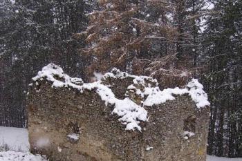 věžovitá bašta v západním obvodu parkánové hradby ( © Jan P. Štěpánek 11/2007)