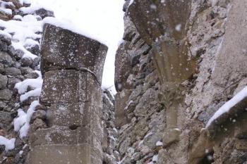 detail kamenných prvků bývalé kaple sv. Ondřeje ( © Jan P. Štěpánek 11/2007)