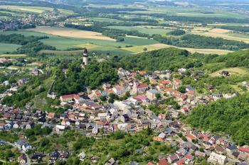 Štramberk z letadla (© Jan P. Štěpánek  06/2023)