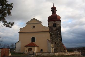 Kostel od západu ( © Ivan Grisa 12/2009)
