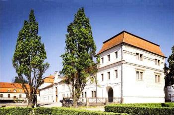 Zámecký pivovar (© Radmila Chalupová 08/2001)