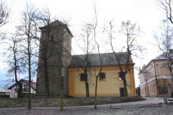 Kostel od severu ( © Ivan Grisa 12/2009)