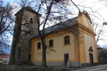 Kostel od severozápadu ( © Ivan Grisa 12/2009)