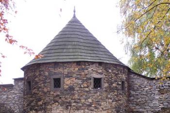 středověká bašta na severozápadě obvodu města ( © Jan P. Štěpánek 10/2007)