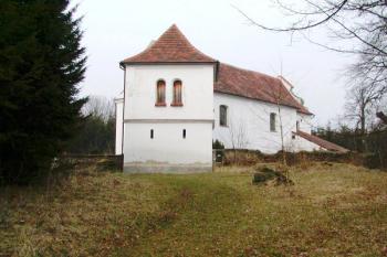 Celkový pohled na zvonici a kostel sv. Petra a Pavla od jihozápadu ( © Filip Matoušek 03/2002)