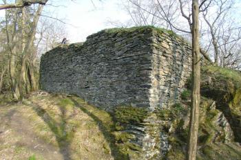 Vež ( © Jiří Čížek 04/2007)