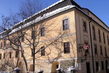 Celkový pohled na palác (© Jan P. Štěpánek 02/2006)