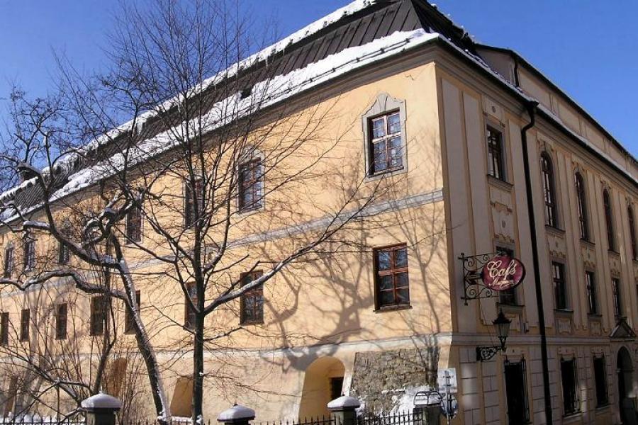 palác Larisch-Mönnichů