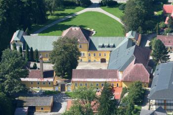 Letecké foto zadní části zámku ( © Petr Nožička 09/2010)