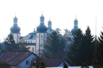 Zámek ve Vrchlabí ( © Pavel Vítek 04/2007)