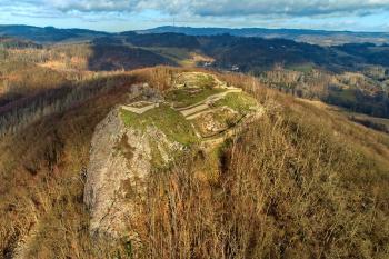 hrad Kalich (© Radovan Smokoň  12/2022)