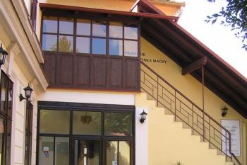  (© Václav Čermák 08/2005)