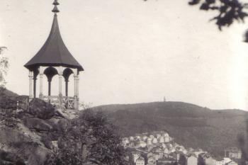 Karlovy Vary - Mairův altán / Fotografie z první pol. 20.století (soukr.sbírka IvoR) ( © anon.)