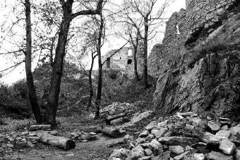 Horné nádvorie (© Maroš Plávka 11/2005)