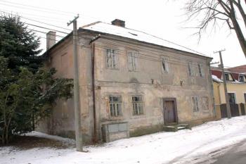 Fara ( © Aleš Marek 03/2006)