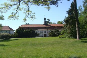 pohled z parku (© Tomáš Hobzík, 05/2011)