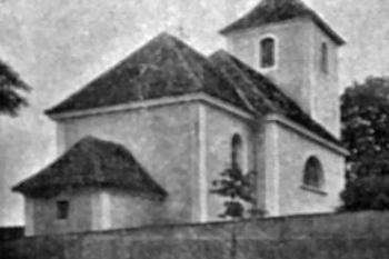kostel od severovýchodu na počátku 20. století (© Antonín Podlaha: Posvátná místa království Českého; Díl 3., Vikariáty: Kralovický, Vlašimský a Zbraslavský, Dědictví sv. Jana Nepomuckého, Praha 1909)