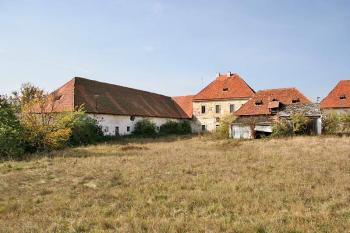 Jižní křídlo ( © Luděk Pitter 10/2005)