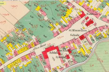 Zámek na mapě z l.1824-1843 (https://archivnimapy.cuzk.cz/)
