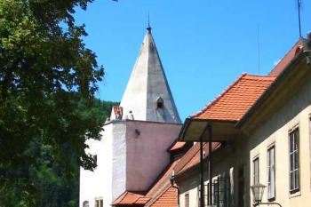 Křivoklát – věž Huderka (Petr Pokorný © 2004)